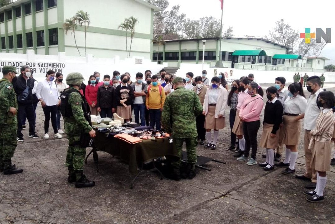 Sedena fortalece lazos con la población civil a través de visitas de  estudiantes