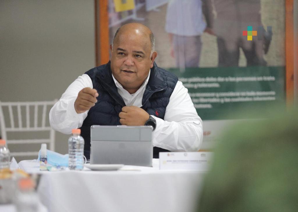 Trabajamos sin descanso, procurando el bienestar de las familias veracruzanas: Eric Cisneros