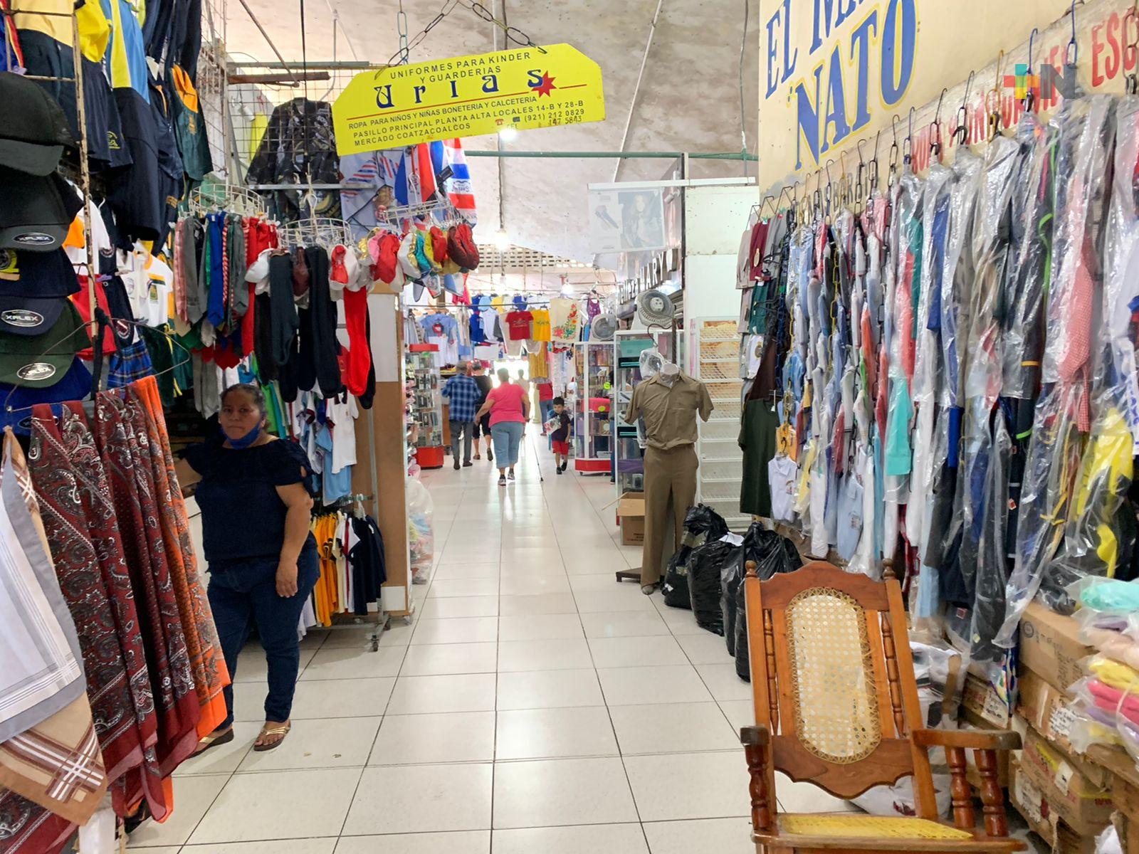 Locatarios de mercado de Coatzacoalcos piden a nuevas autoridades atender sus gestiones