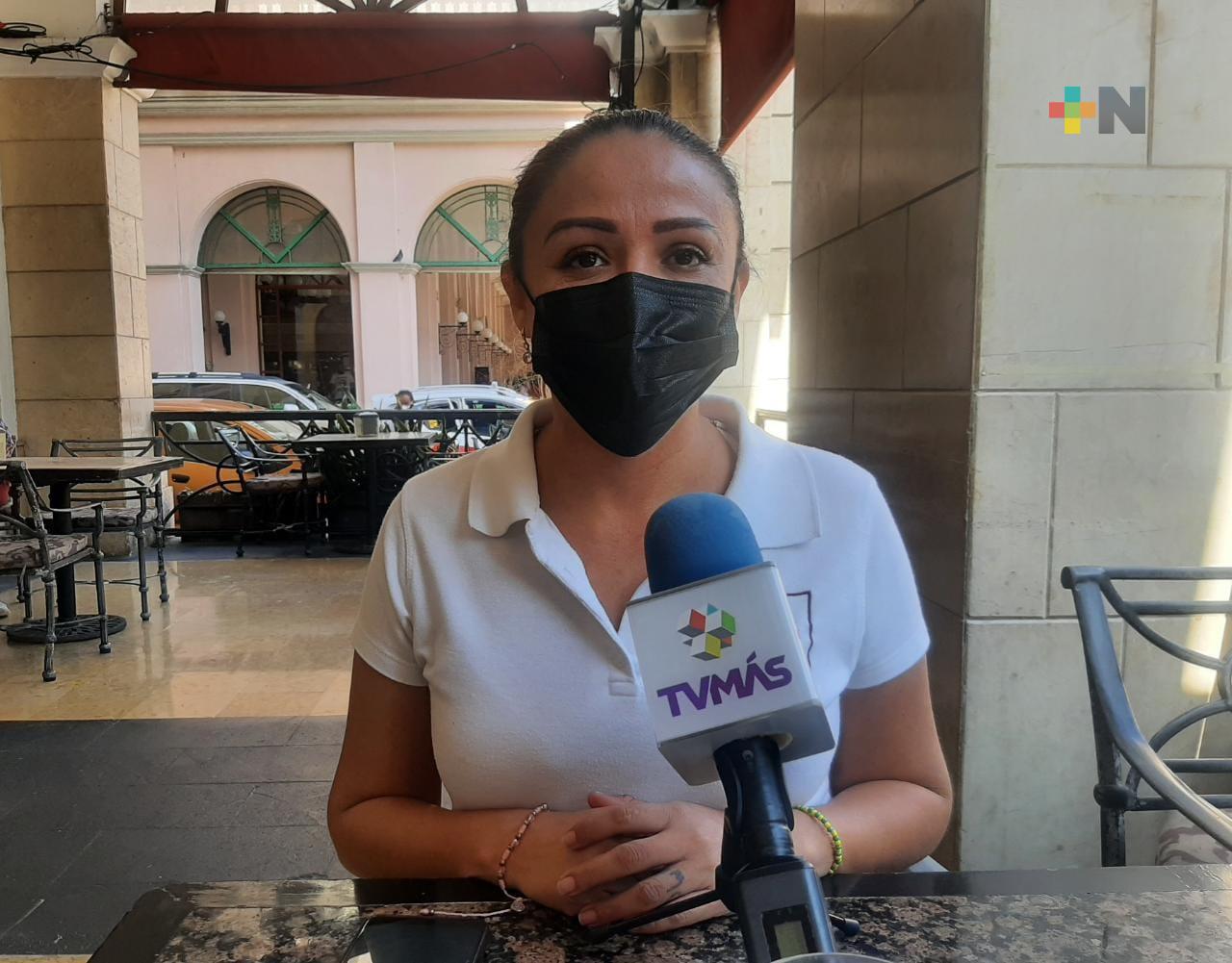 Mechones de Esperanza pide donaciones para elaborar gorros oncológicos