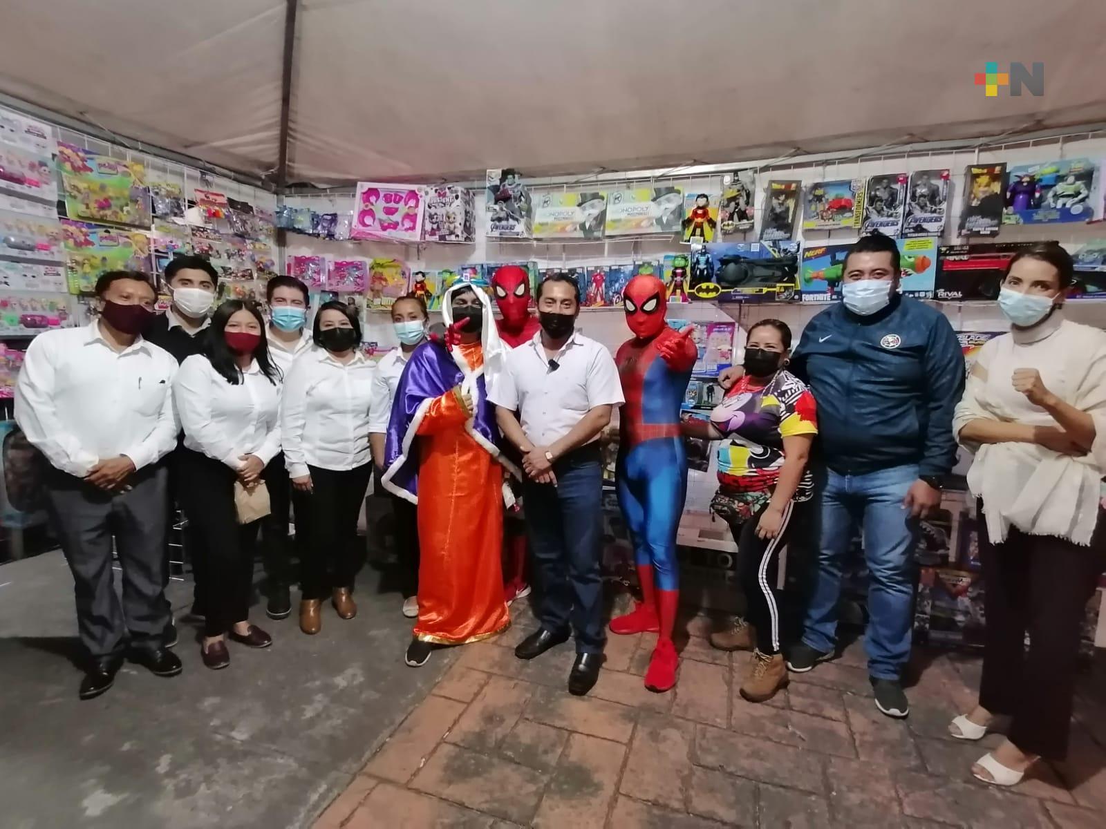 Se inauguró la Feria del juguete en Fortín de las Flores
