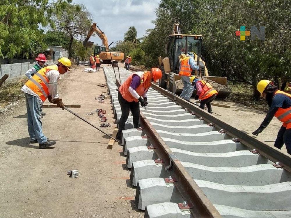 Rehabilitan 100 kilómetros de vías del Ferrocarril del Istmo de Tehuantepec