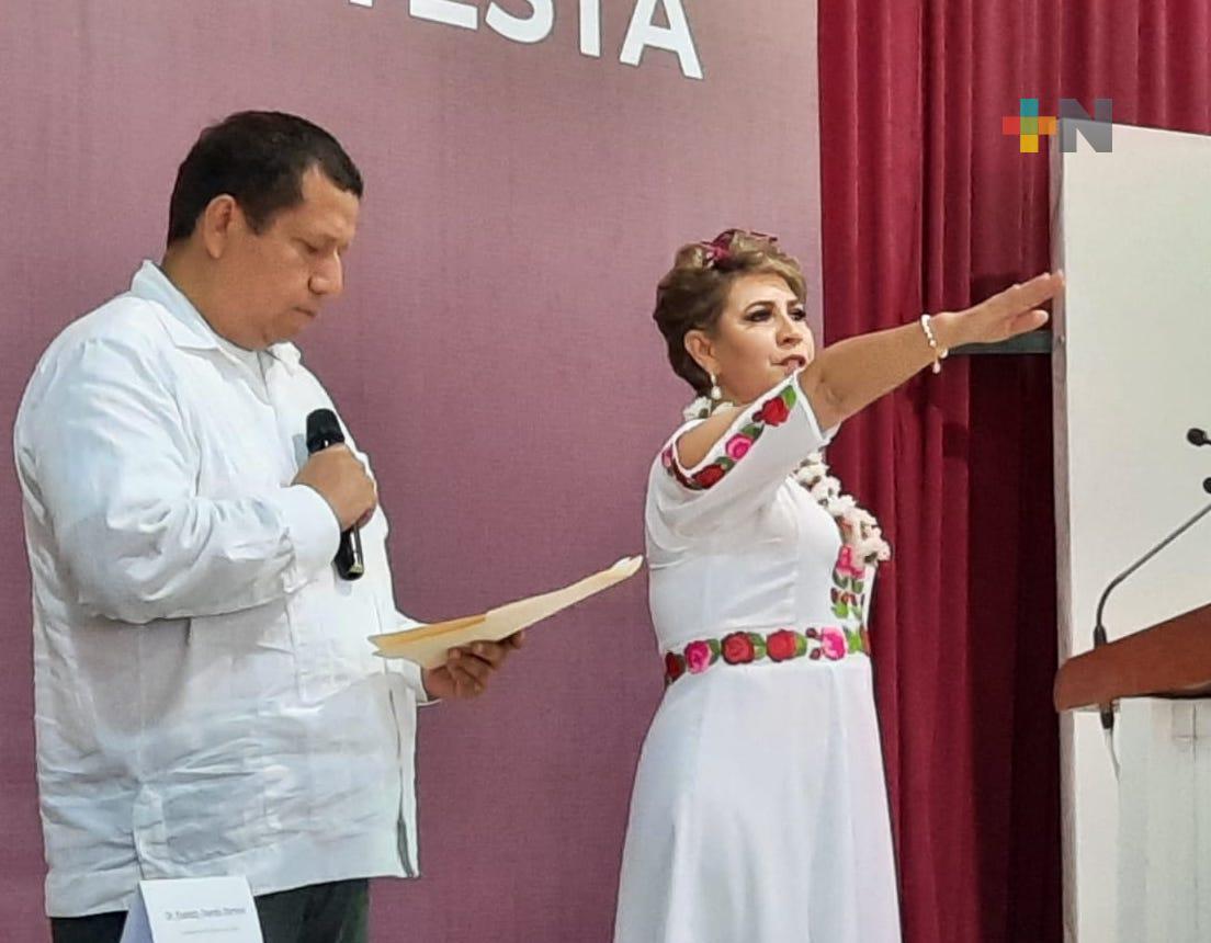 Toma protesta Linda Guadalupe Rodríguez como alcaldesa de Tamiahua