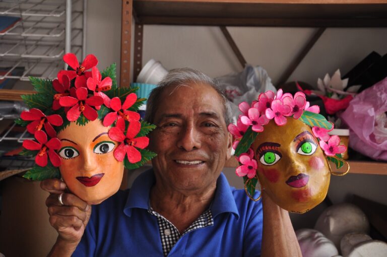 Milburgo Treviño iniciará su próximo proyecto la «Máscara Jarocha”