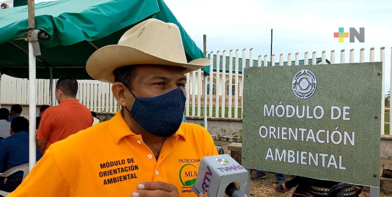 ONG instala módulo de orientación ambiental en Coatzacoalcos