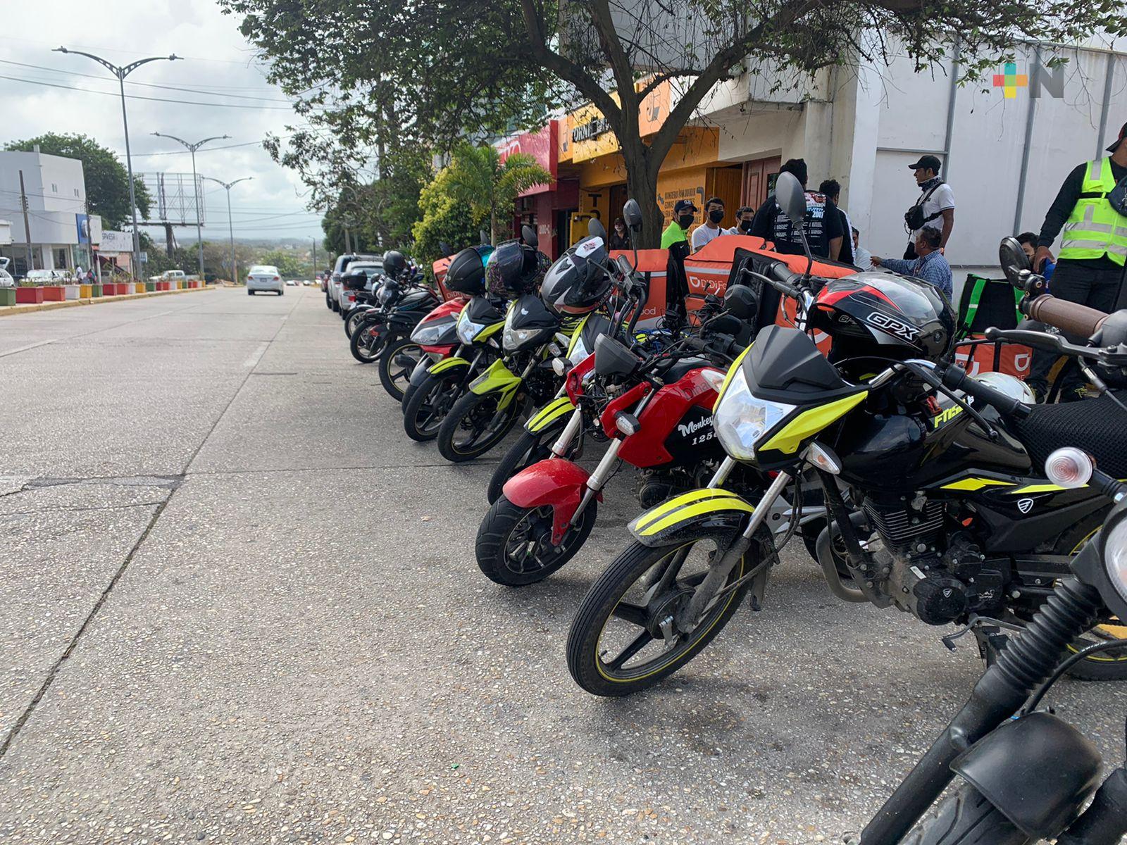 Motociclistas de aplicaciones piden respeto a conductores de autos