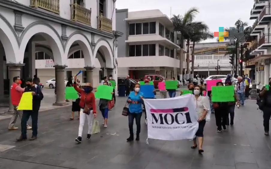Siguen manifestaciones en el puerto de Veracruz por excesivo  incremento al predial
