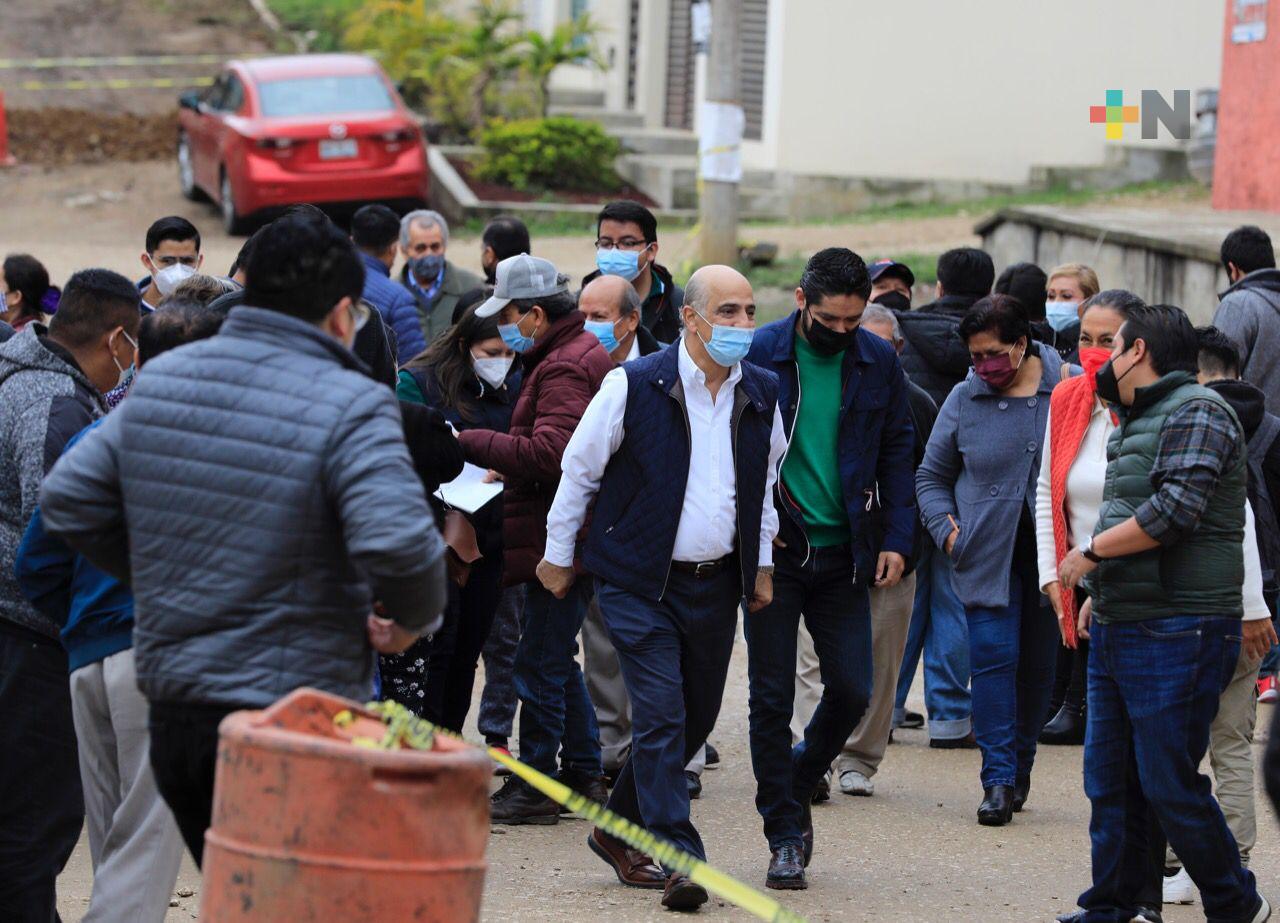 Supervisa alcalde xalapeño obra en Colonia Moctezuma