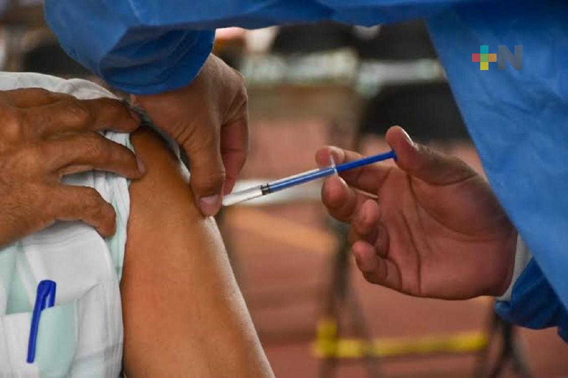 Prevén aplicar más de 30 mil vacunas de refuerzo en Coatzacoalcos