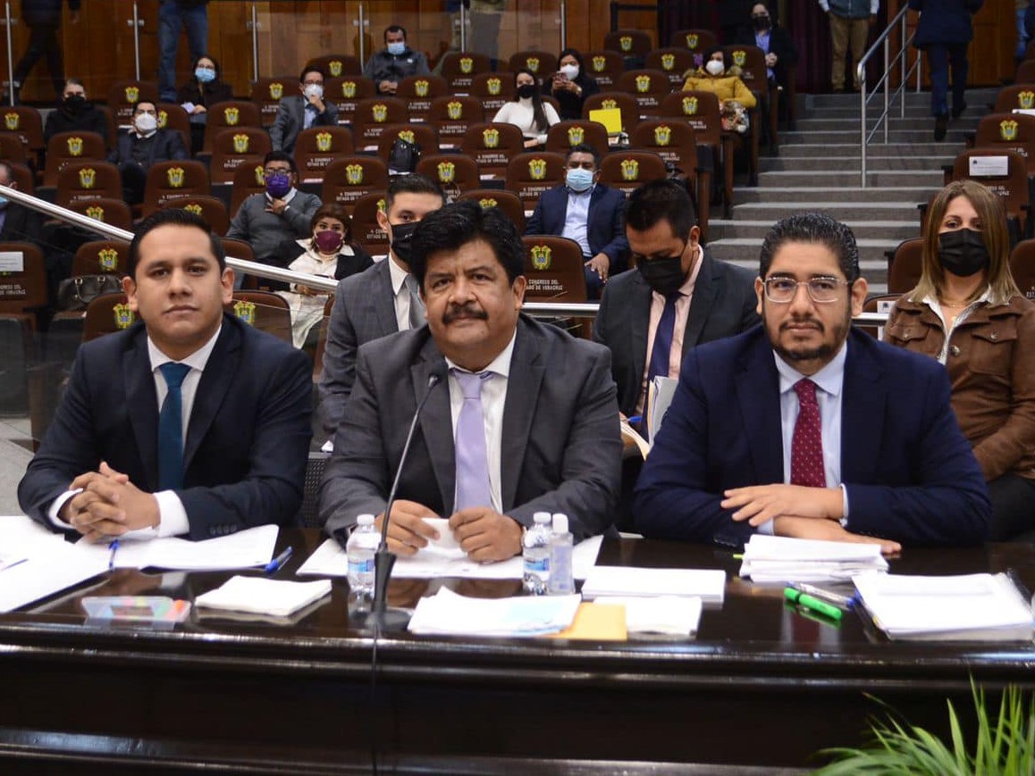 Comparece el titular de la CEAPP ante Congreso del Estado