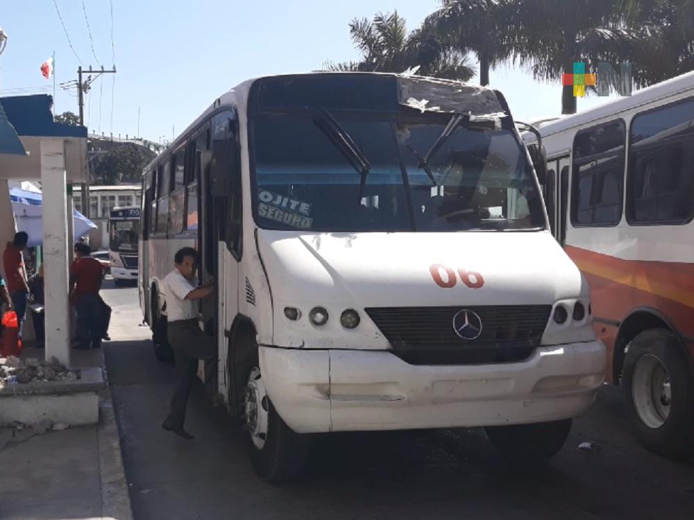 Realiza Delegación de Transporte Público verificación de unidades en Tuxpan