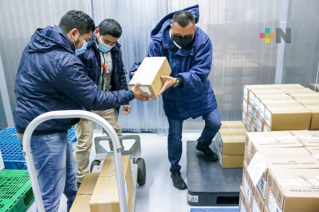 Del 17 al 21 de enero se realizará la vacunación de reforzamiento al personal educativo: Gobernador