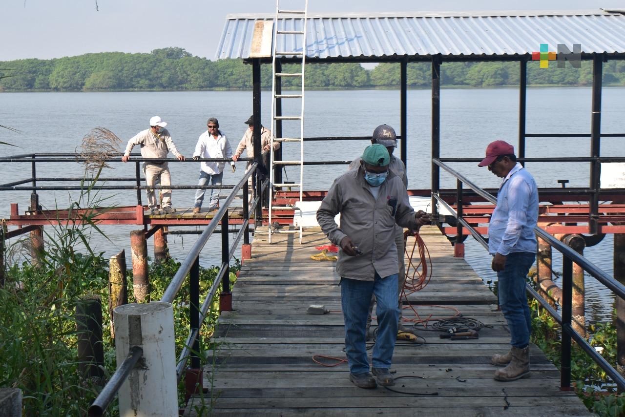 Rehabilitan y refuerzan embarcadero de Nanchital