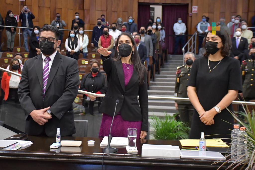 Basta de hacer víctimas a quienes tuercen la ley: Verónica Hernández Giadáns