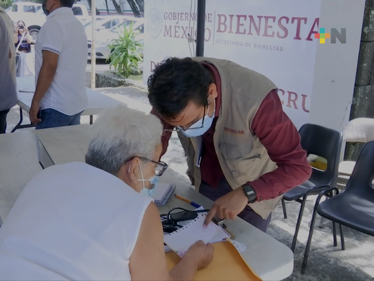 Entregan en Jilotepec apoyos del programa para el Bienestar