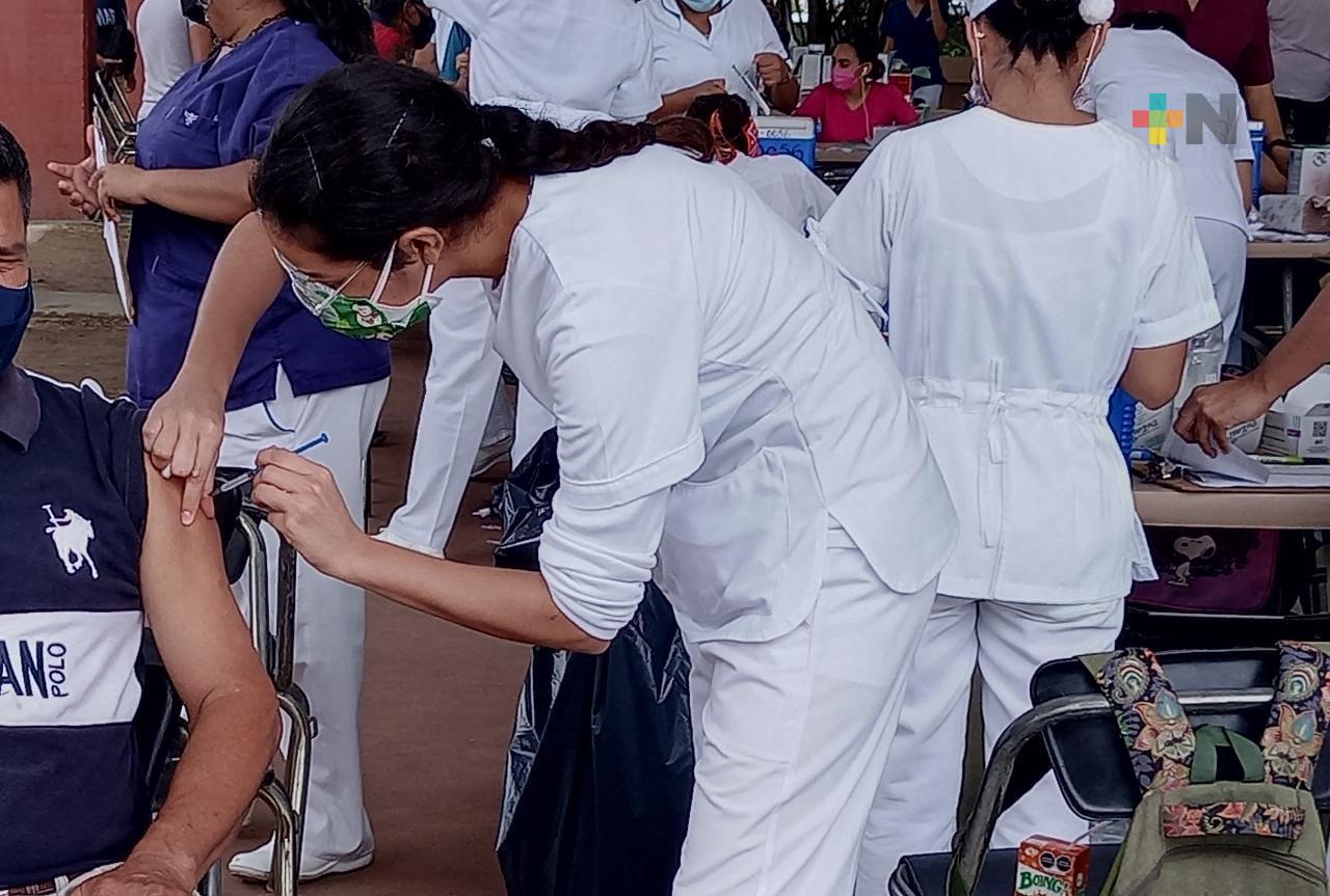 Del 3 al 5 de enero aplicarán de segundas dosis y vacunas de refuerzo en Coatza
