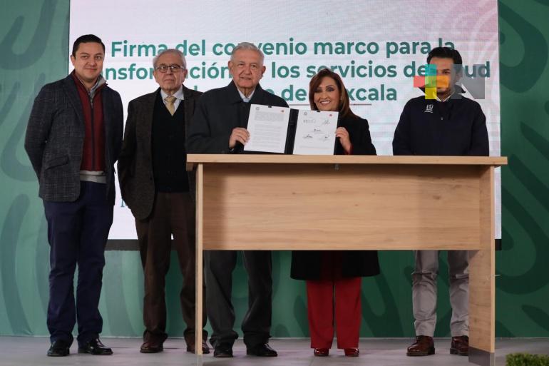 Presidente firma convenio para la federalizar servicios de salud en Tlaxcala
