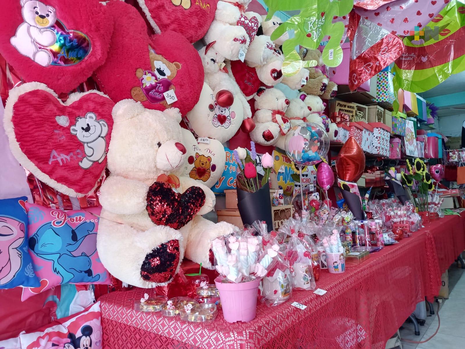 Comerciantes de Coatza esperan buenas ventas el 14 de febrero