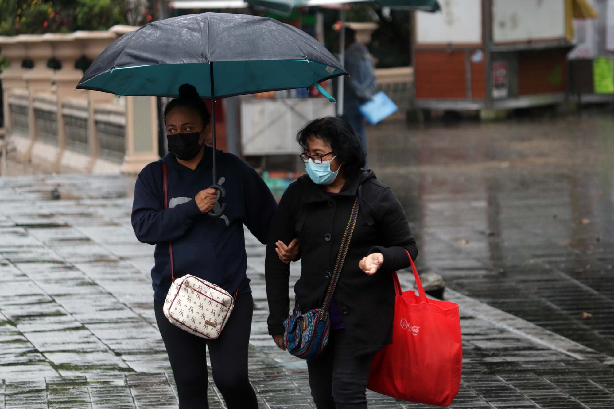 Se mantiene potencial de lluvias en zona montañosa y sur de Veracruz