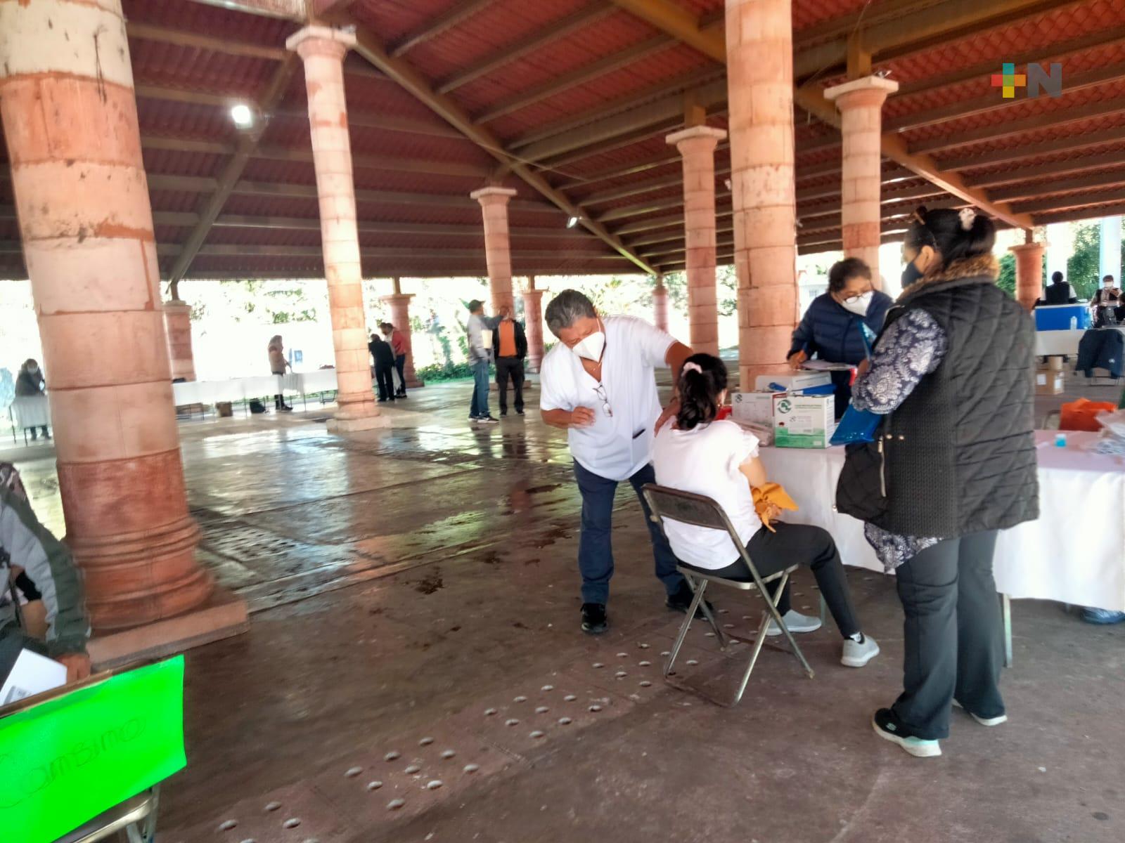 En Banderilla aplican distintas dosis de vacuna antiCovid a personas de 12 años en adelante