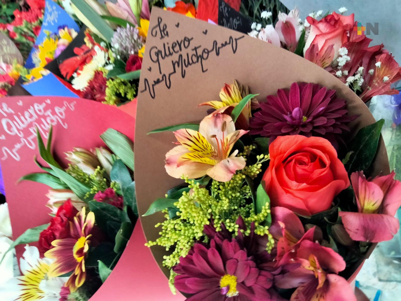En más del 70% aumentó precio de flores en San Valentín