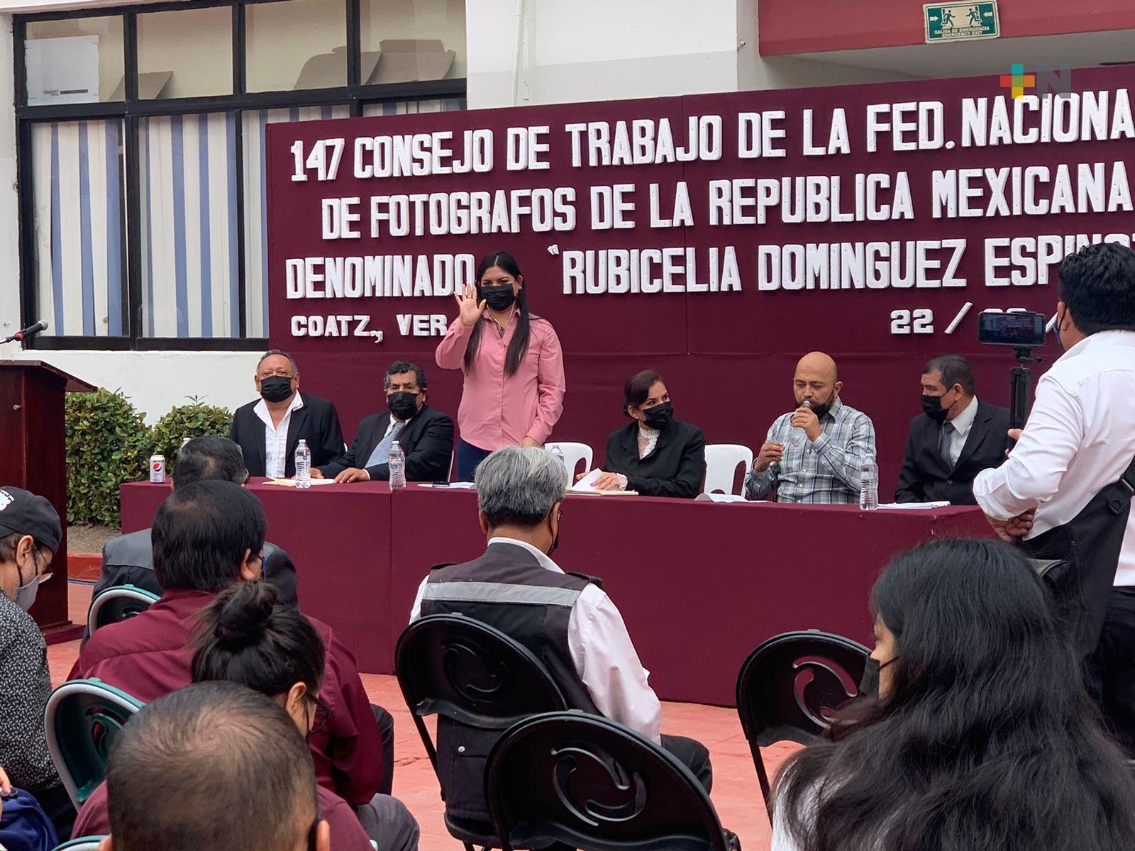 Celebran consejo de trabajo fotógrafos de la república mexicana en Coatzacoalcos