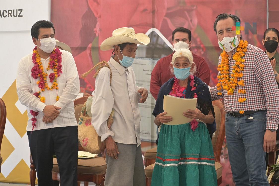 Alcalde de Ixhuatlán de Madero agradeció a gobernador apoyos para la población