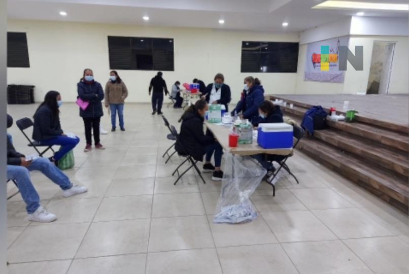 Dos días de vacunación antiCovid en Huayacocotla y Zacualpan