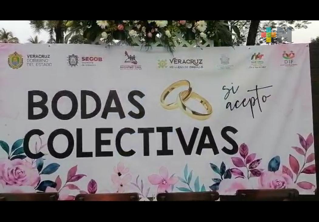 Más de cien parejas legalizaron su unión en boda colectiva en Martínez de la Torre