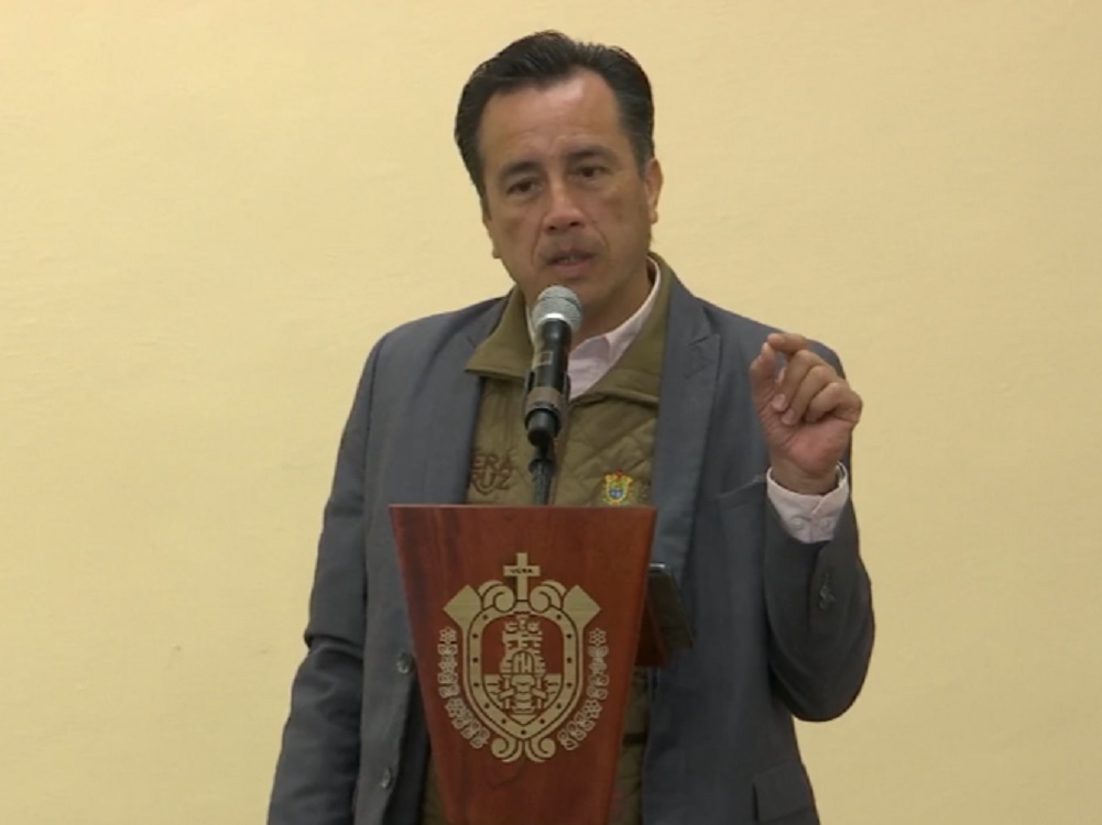 Gobernador Cuitláhuac García ofreció conferencia a estudiantes de Pánuco