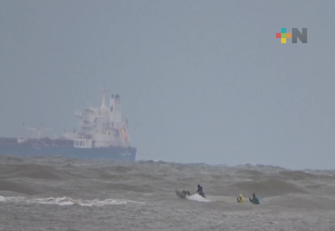 Vigilarán zona costera de Coatza para evitar se adentren navíos durante frentes fríos