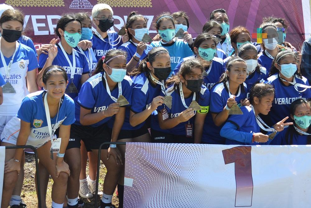 El futbol femenil del Puerto de Veracruz conquistó los Juegos Estatales 2022