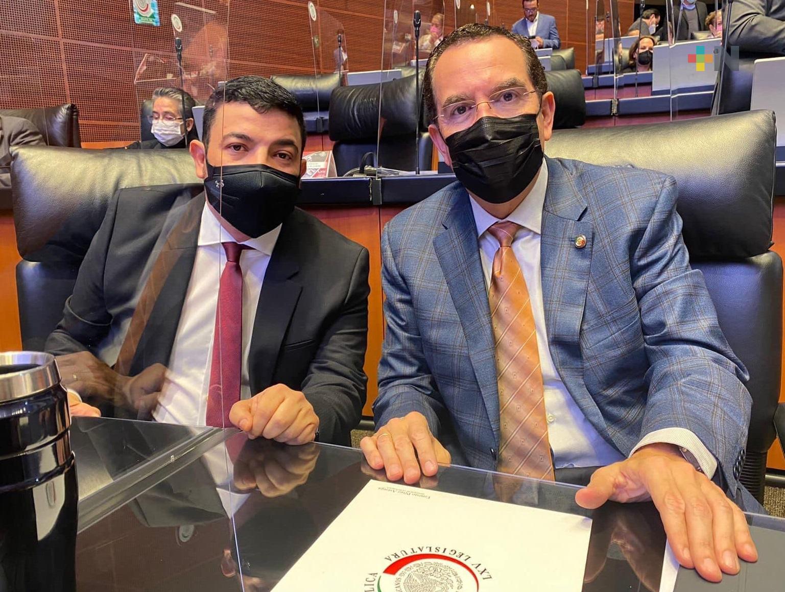 Acude diputado Gómez Cazarín al Senado de la República