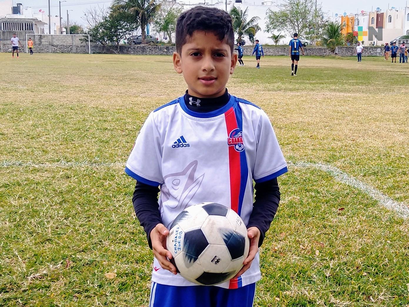 Mi pasión es el futbol, asegura el «charalito» Rodrigo Morán