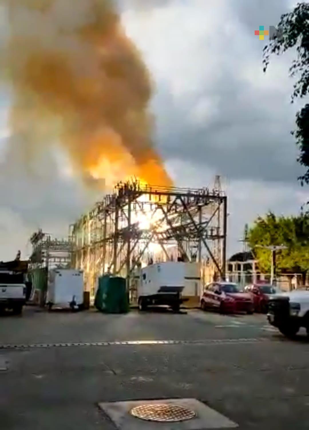 Incendio en subestación de la CFE Minatitlán
