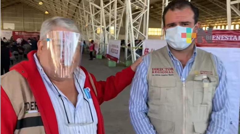 Sigue la entrega de tarjetas Bienestar; el beneficio llegará y se respetará la ley electoral