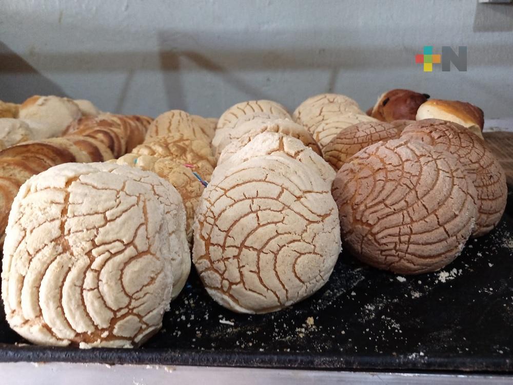 Temporada de calor disminuye venta de pan en Xalapa