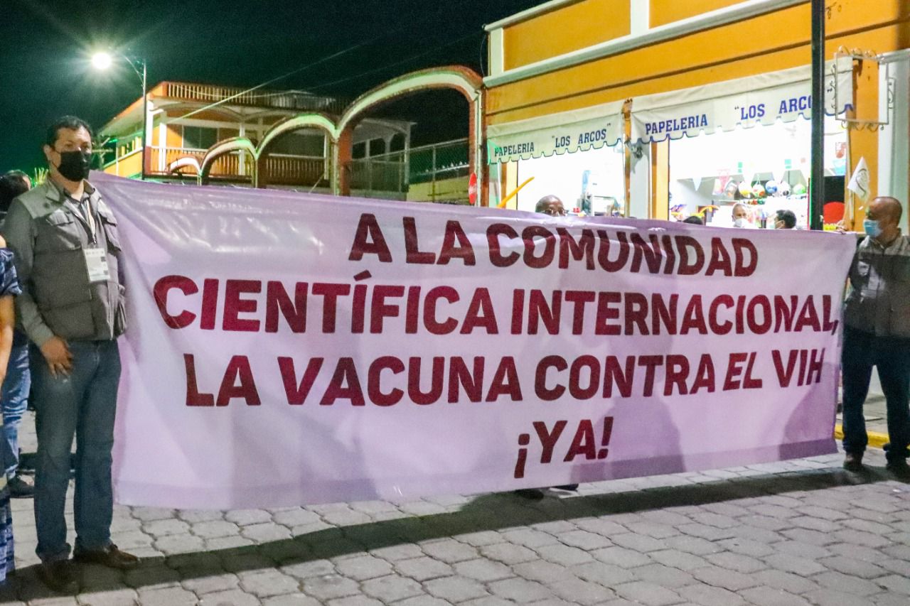 Lanzan SS-Sesver llamado internacional, piden que vacuna contra VIH sea una realidad