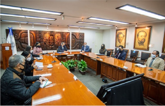 Universia México otorgará becas a estudiantes UV