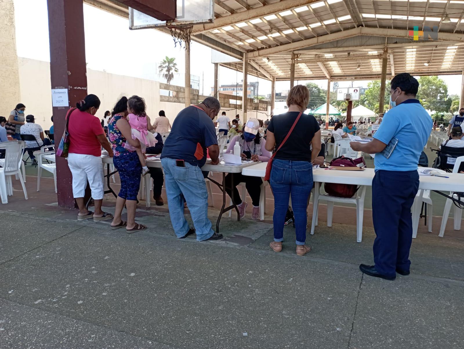 Cinco mil trabajadores de Pemex recibieron la tercera dosis de vacuna antiCovid