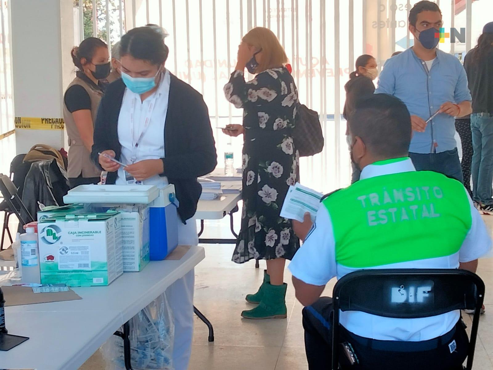 En México, 43.2 millones de personas han recibido vacuna de refuerzo contra Covid-19