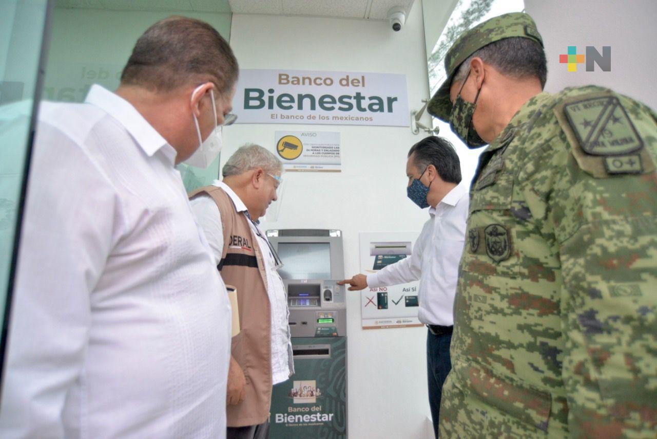 Inician operaciones 18 de los 200 bancos de Bienestar en Veracruz: Gobernador