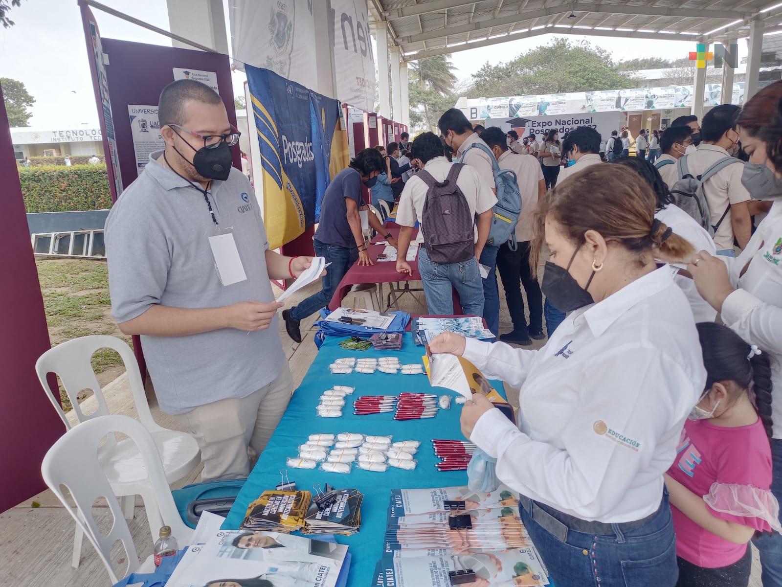 Realizan Expo Nacional Posgrados 2022 en Coatza