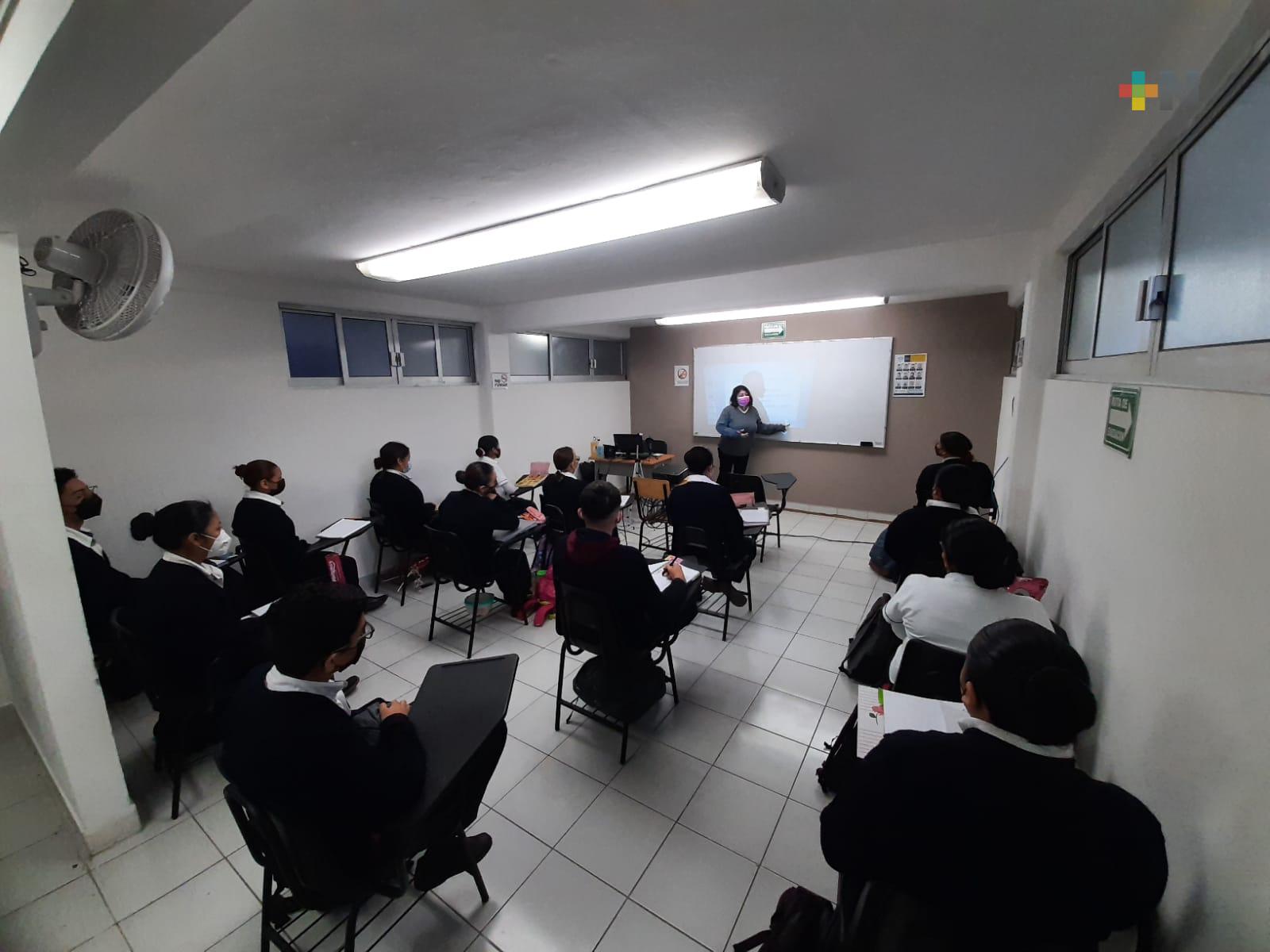 Abierta convocatoria para bachillerato tecnológico en enfermería general en Veracruz puerto