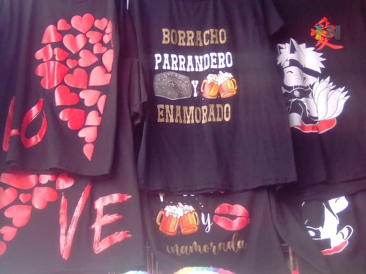 Con familia y amigos, jarochos pasarán el 14 de febrero