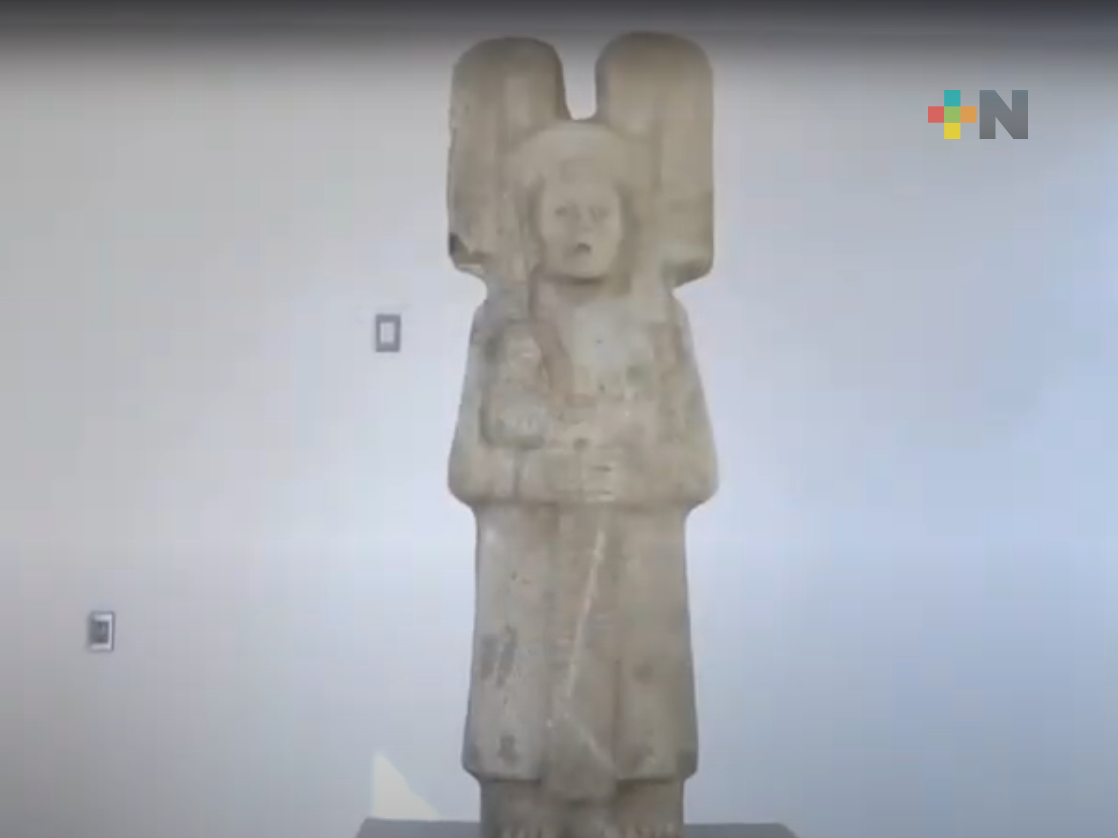 El gobernador Cuitláhuac García visitó la escultura de la mujer de Amajac