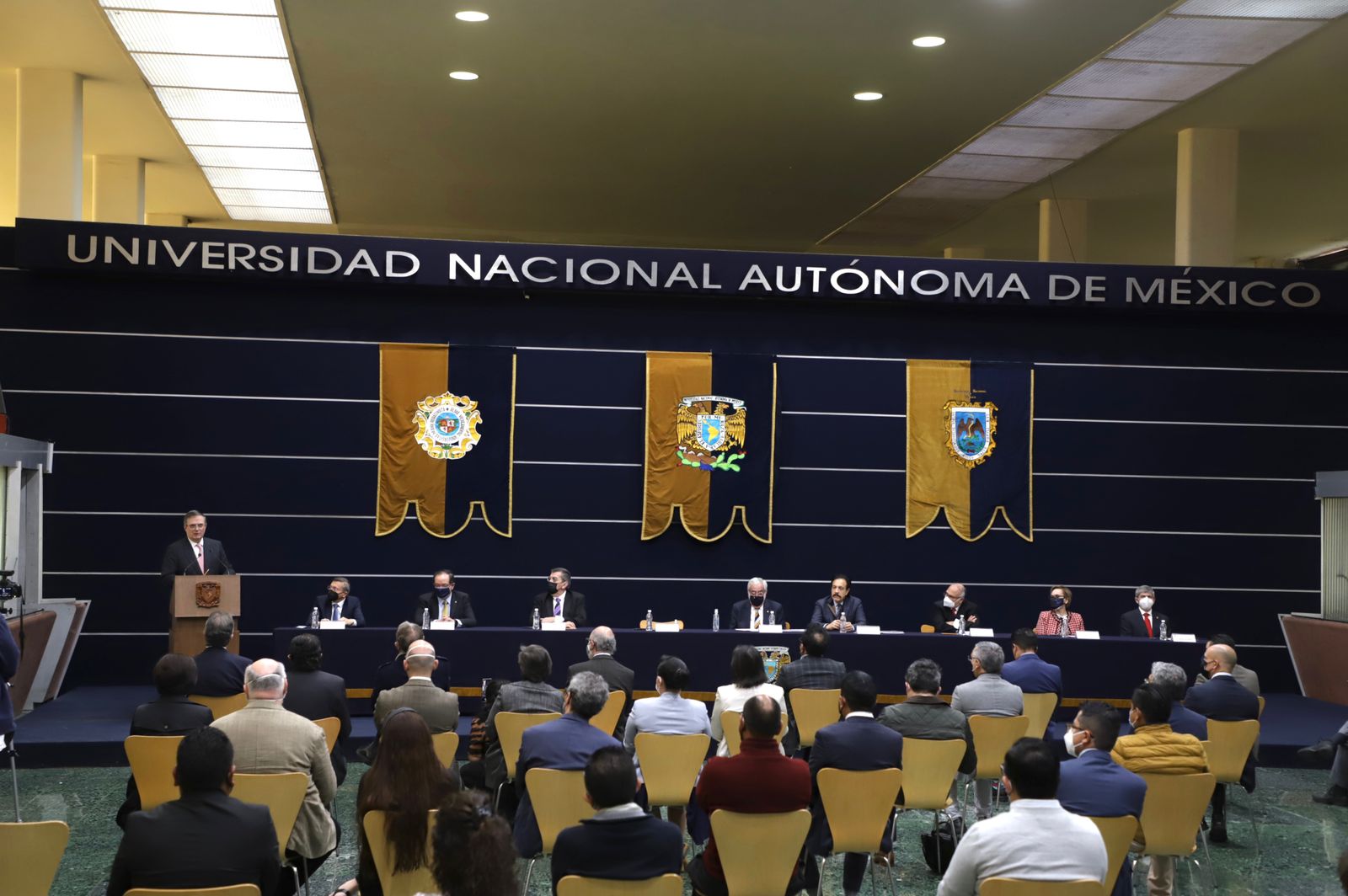 Ponen en marcha el Proyecto Colmena, la primera misión de México a la luna