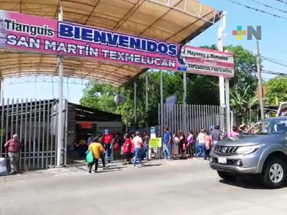 Van por el reordenamiento del tianguis de Fortín