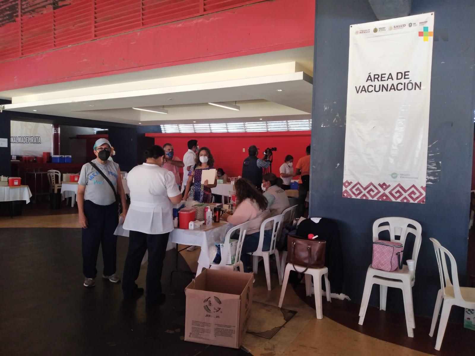 Inicia vacunación de refuerzo en Boca del Río para mayores de 30 años