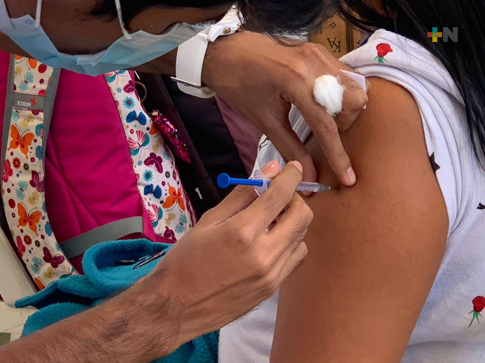 Continuará vacunación de refuerzo en diversos municipios para población de 30 años y más